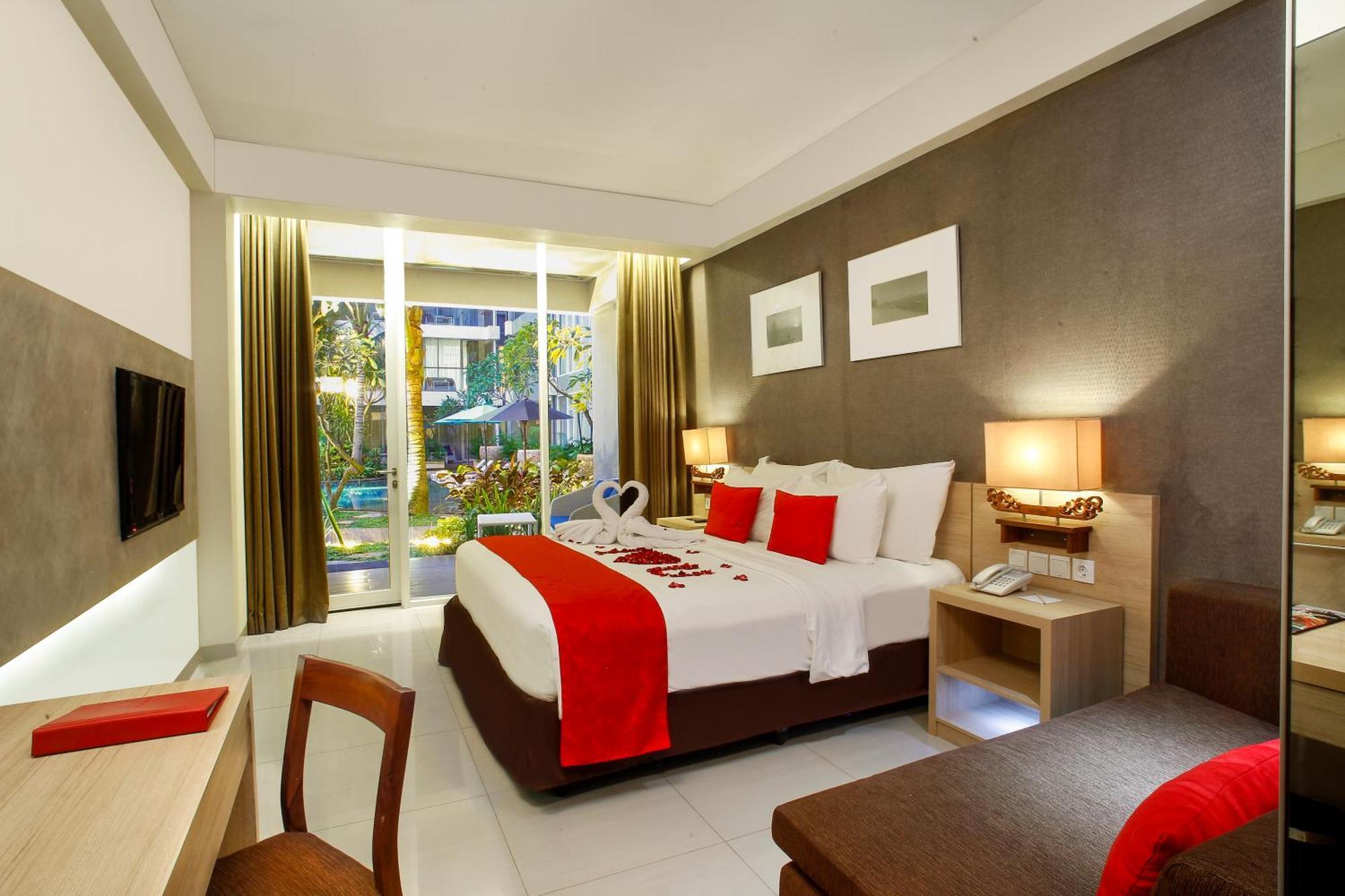 Ramada Encore By Wyndham Bali Seminyak Exterior foto